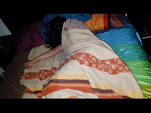 ❤️ Stiefzoon die zijn jonge stiefmoeder berispt terwijl ze slaapt. Quality sex at nl.pornplaybb.ru ❌❤